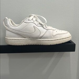 White Air Force 1! NIKE